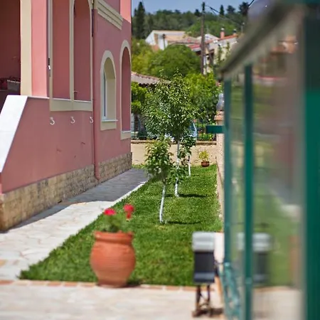 Iliachtida * Αλεπού