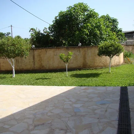 Iliachtida Apartman *