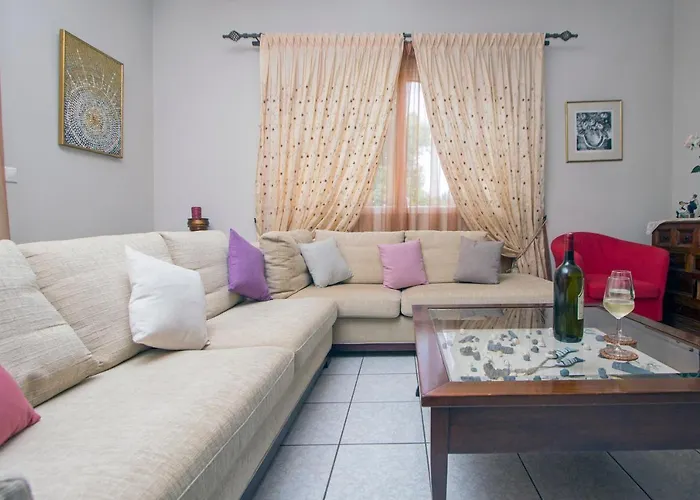 Apartman Iliachtida Alepú